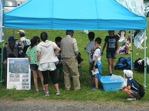 荒川太郎右衛門自然再生事業のパネルの展示も行いました。