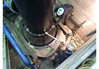 ポンプ本体と揚水管との接続作業