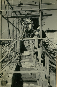 ローリングゲート完成