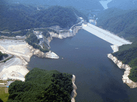 奈良俣ダム(貯水率60%）