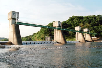 小場江堰