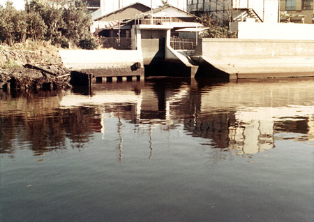 垳川排水口