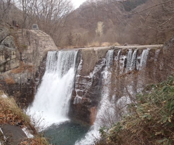 上野村中の沢第一砂防堰堤