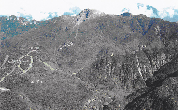 小広河原より白根山（H15.19.17）