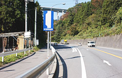 待避所（長野方面車線）