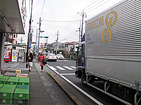 雀宮駅入口交差点整備前の写真