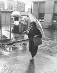 「雨が降り注ぐままに」1947年9月15日