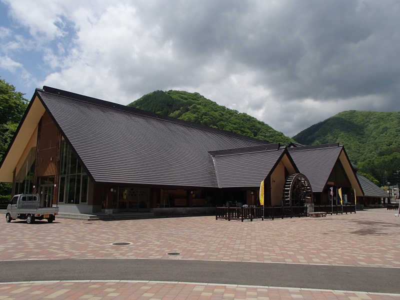 湯西川水の郷