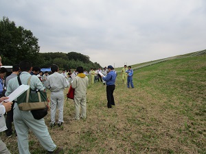 河川巡視を想定した現場実習も行われました。