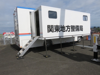 対策本部車展開