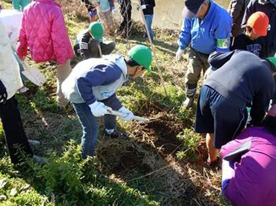 住民の方が参加した自然環境保全活動