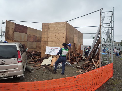 「震災市街地避難訓練」など様々な訓練が行われました。