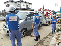 道路啓開作業状況（関東・東北豪雨　平成27年9月14日撮影）