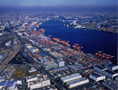 東京港大井埠頭