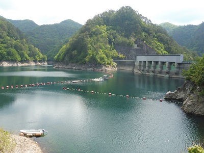 貯水位低下状況（ダム堤体）