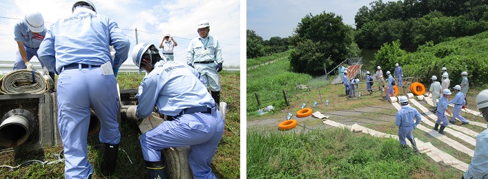 1）道路下にある配管とホースを接続します。　　　　　　　　　　　2）ホースを川裏側に伸ばしていきます。