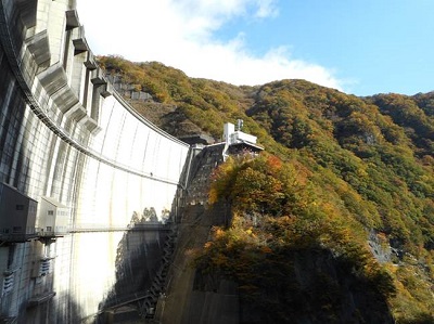 秋を感じる川治ダム３