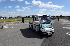 ヤマハ社製自動運転車両