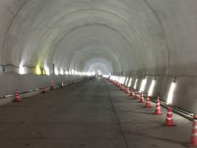 国道357号を整備する工事