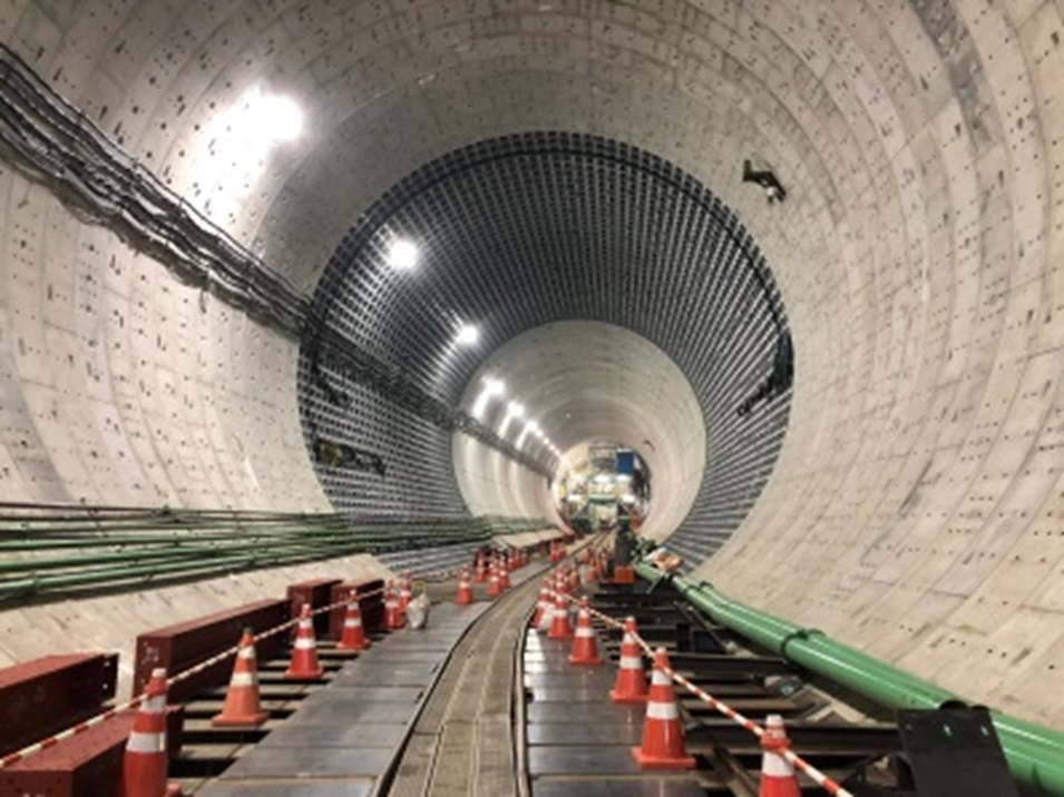 横浜湘南道路トンネルの本掘進に向けた準備工事（初期掘進）を推進（H31.2時点）