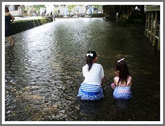 姉妹のひと時　～白滝公園　桜川～　静岡県　裾野市立西中学校2年　松田　夢蘭