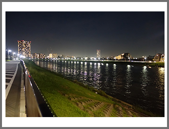 ある日の夜　～中川～　東京都　岩倉高等学校1年　柿内　悠希