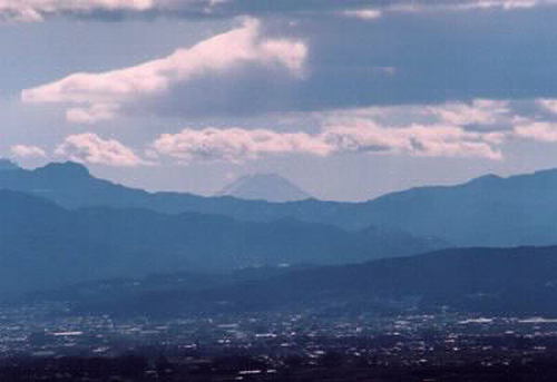 飯綱山公園　歴史の広場（富士見城跡）