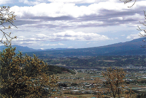 砥石米山城跡と黄金の滝