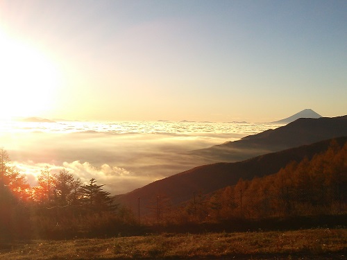 雲海と富士山