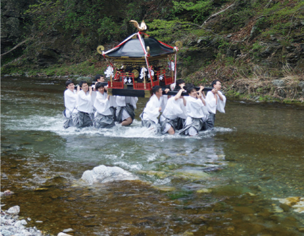 中山神社・お川瀬下げ