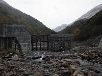 雪と紅葉と野呂川