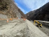 ICT建機による法面整形