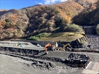 現場と紅葉