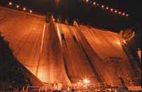 Night view from beneath the dam (1994)