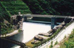 石小屋水坝