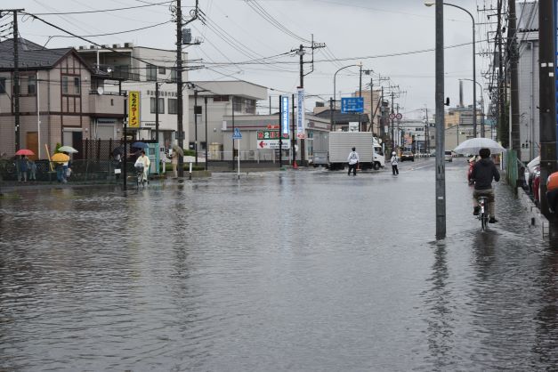 草加市周辺 道路冠水